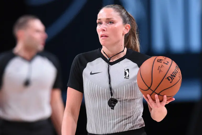 How Much Do WNBA Refs Make?